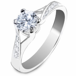 Moćan verenički prsten