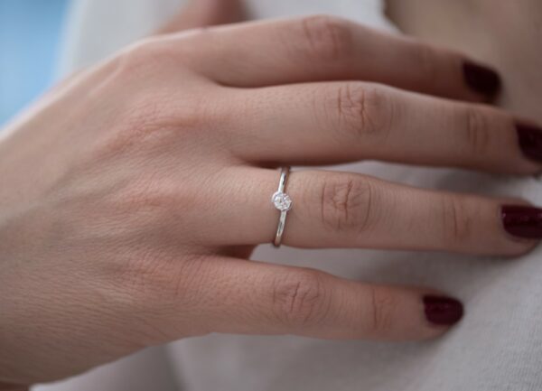 Verenički prsten od zlata sa dijamantom Xkp0191