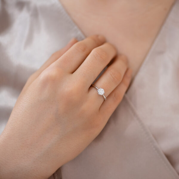 Verenički prsten sa dijamantom Xkp0489