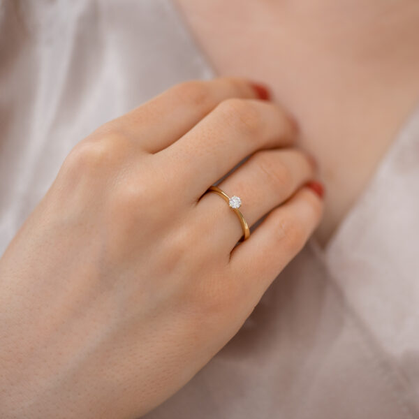 Verenički prsten sa dijamantom Kp0482d015