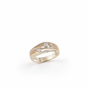 Elegantan prsten sa dijamantima